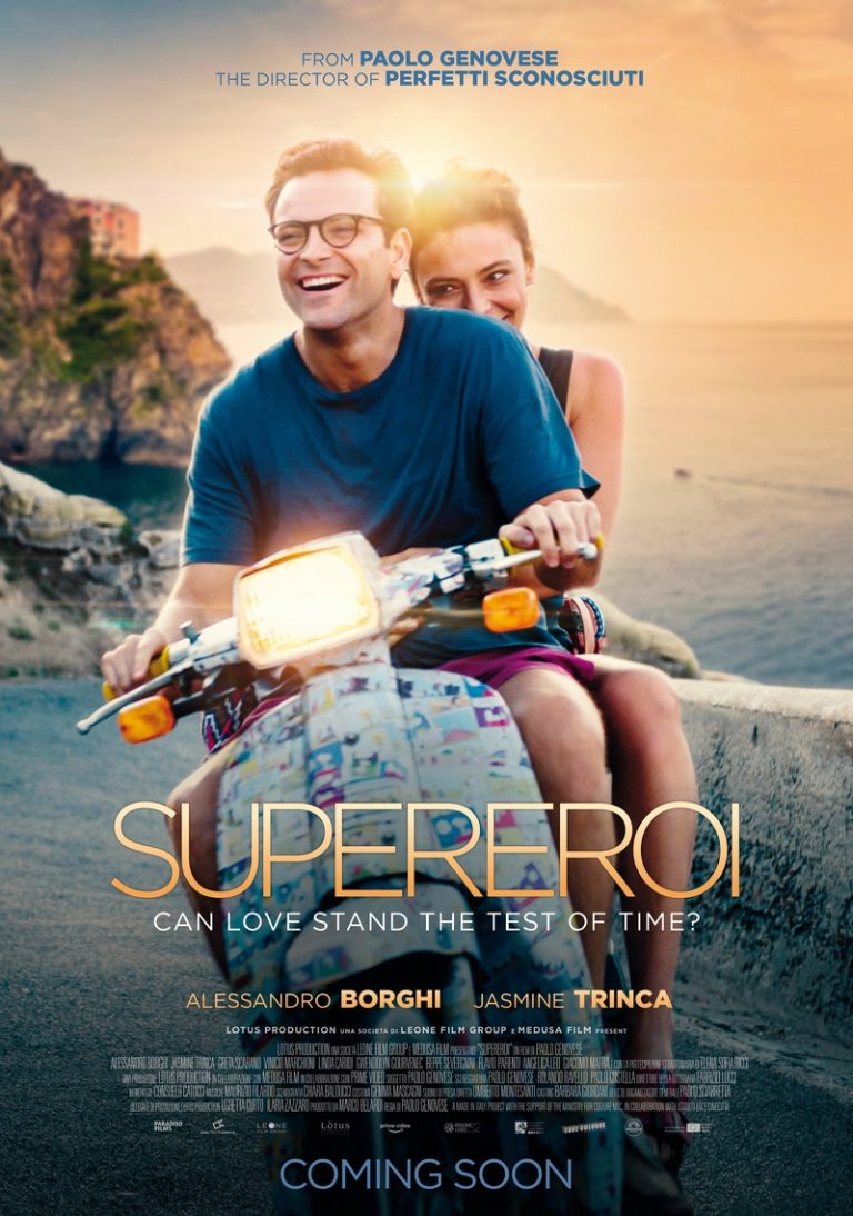 Supereroi Poster distributed by Paradisofilms