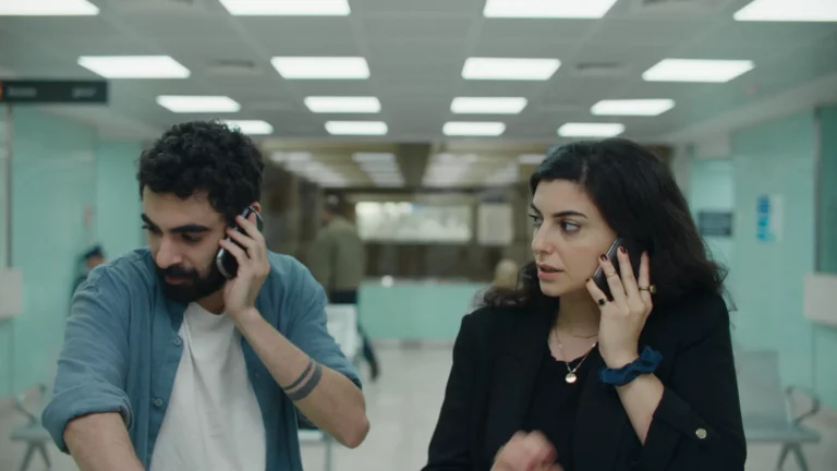 A SAD AND BEAUTIFUL WORLD is a movie distributed by Paradisofilms in The Netherlands, the picture shows scene 4