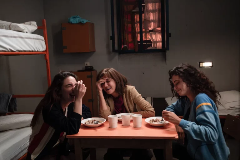 FUORI is a movie distributed by Paradisofilms in The Netherlands, the picture shows scene 2