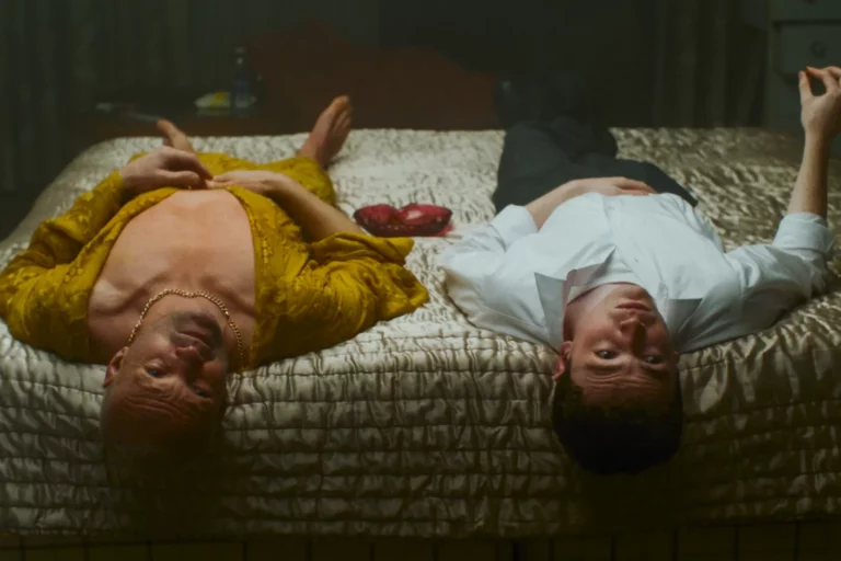 TRULY NAKED is a movie distributed by Paradisofilms in The Netherlands, the picture shows scene 2